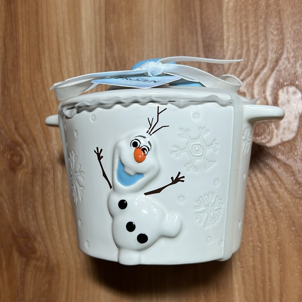 Rae Dunn Disney Frozen Olaf Snowman Unmeltable Small Baking Dish